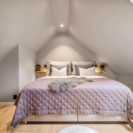 Townhouse - 700 Meters From Bryggen *