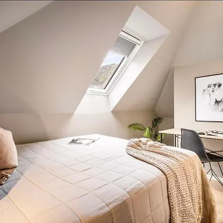 Townhouse - 700 Meters From Bryggen Берген